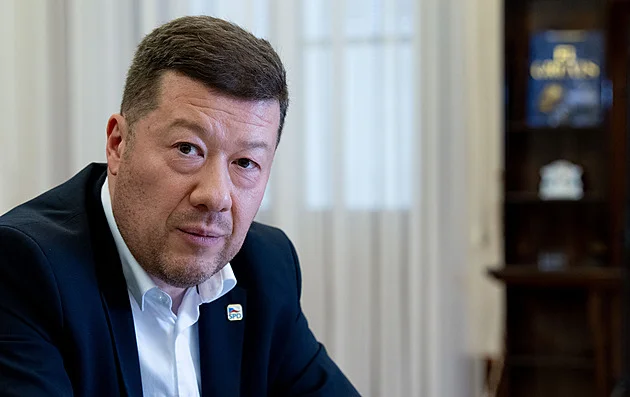 Sněmovna by o Babišově a Okamurově vydání k stíhání mohla rozhodovat 5. března