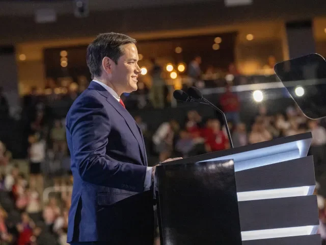 Projev Marca Rubia v Mnichově: „Nemáme zájem být zdvořilými a spořádanými správci řízeného úpadku Západu“