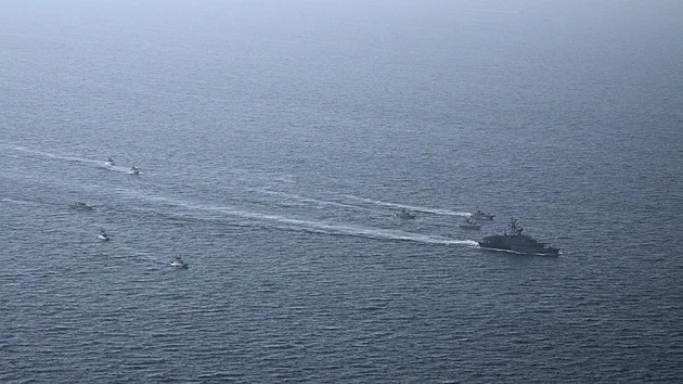 Írán nezničíte, varoval Chameneí. V Hormuzském průlivu cvičí revoluční gardy