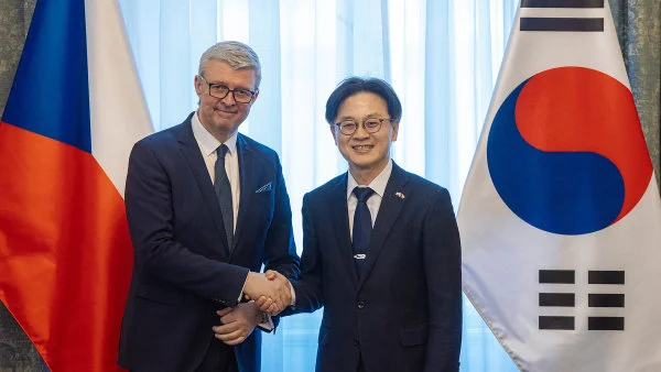 Havlíček jednal s Korejci o dostavbě Dukovan i lithiu