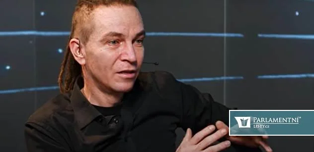 Bartoš (Piráti): Jsme rádi, že se vláda inspiruje naším návrhem