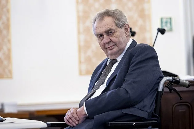 Exprezident Zeman se přimlouval za studenta. Jednal s čínským velvyslancem