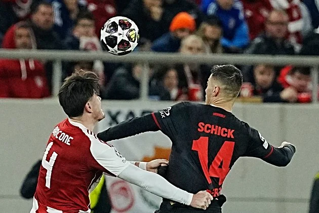 Schick zařídil Leverkusenu vítězství v Lize mistrů. V Pireu vstřelil dva góly