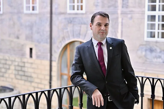 Macinka se dočkal pochvaly od Trumpa. Skvělá práce, řekl na debatu s Clintonovou