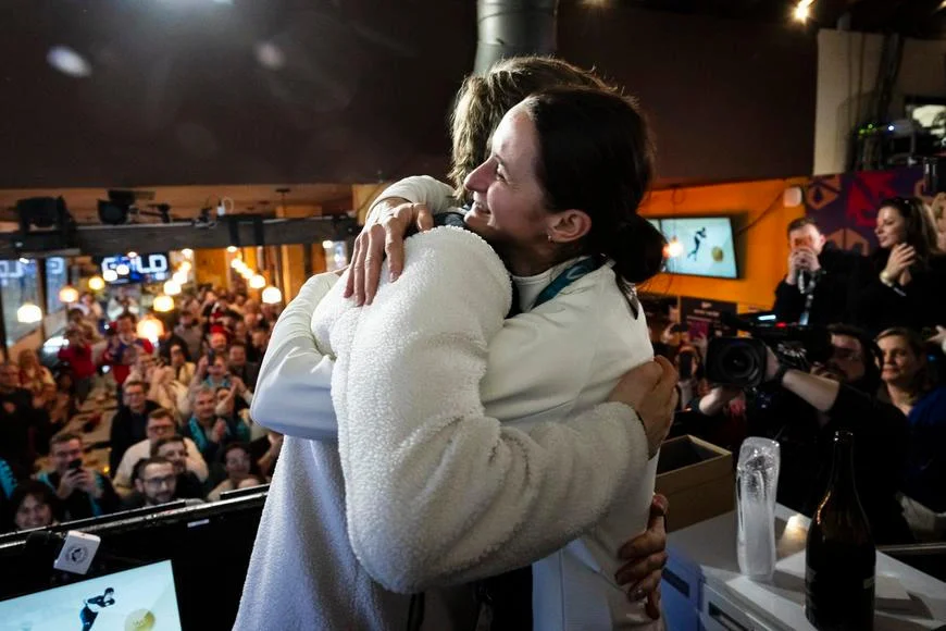 Úžasné příběhy se protnou při zakončení. Už je jasné, kdo ponese vlajku při zakončení