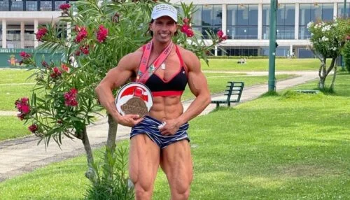 Věra Mikulcová ukázala fotku z roku 2006. Měla skoro sto kilogramů a vypadala úplně jinak