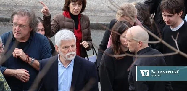 Havel, novinářská svoloč, zákaz zabíjení a další trampoty s prezidentovými lidmi