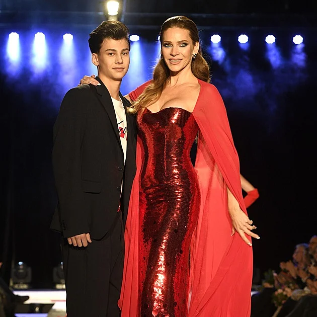 Andrea Verešová vyvedla syna na módní akci: Ženská srdce bude lámat na počkání