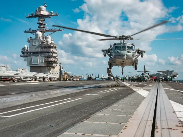 Donald Trump prohlásil, že „zvažuje“ omezený úder proti Íránu