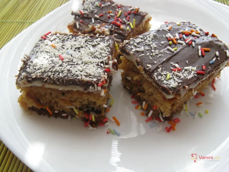 Ananasová pochoutka