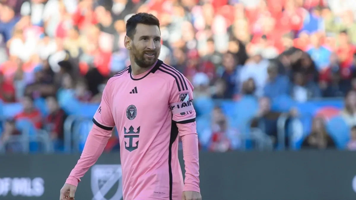 Messi v ráži! Po ostudě naháněl rozhodčí, od průšvihu ho zachránil Suárez