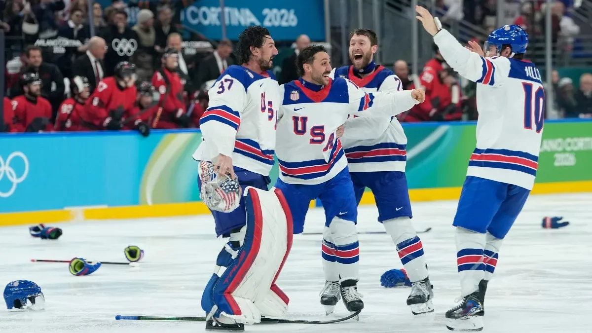 Strhující finále rozhodl v prodloužení Hughes. Američané slaví zlato