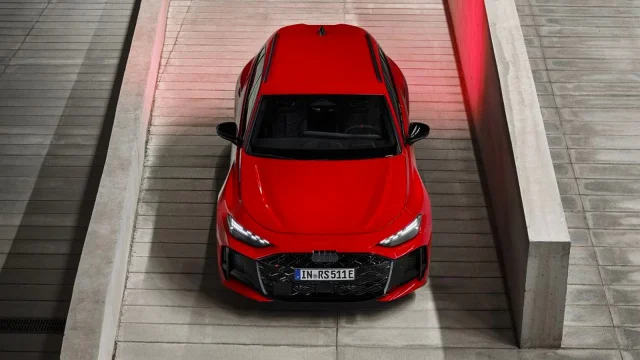 Jak se vůbec mohlo stát, že je nové Audi RS5 Avant takový nesmysl? Má i nepochopitelně malou nádrž a prťavý „kufr”