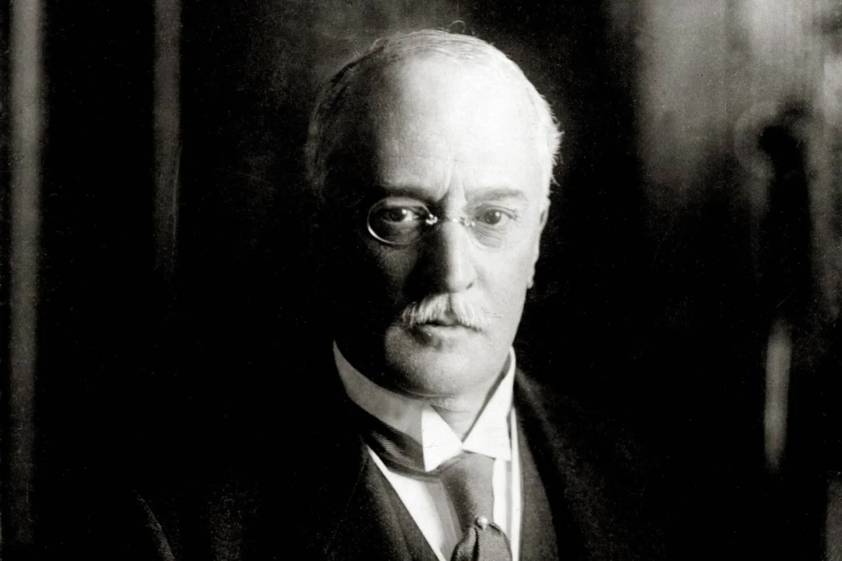Génius, který rozhýbal planetu, skončil jako anonymní mrtvola v moři. Rudolf Diesel se v noci prostě vypařil