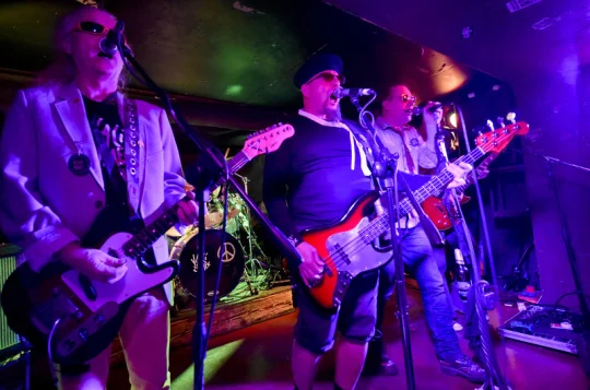 Na jarních koncertech vystoupí Visací zámek, Monkey Business nebo Anna K.