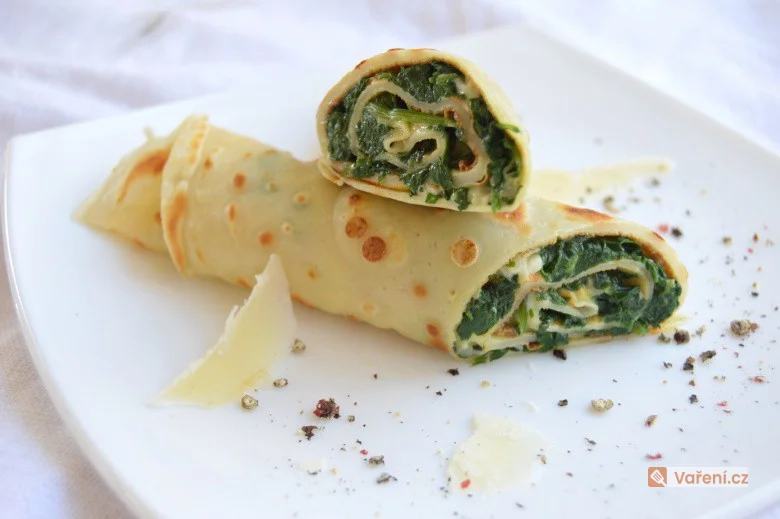 Luxusní slané palačinky se špenátem a nivou: Recept na sytý oběd i rychlou večeři