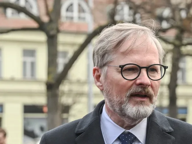 Fiala tlačí na Babiše, aby vláda opět financovala muniční iniciativu. „Dělá Česku dobré jméno v zahraničí,“ řekl