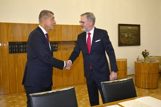 Fiala vyzval Babiše k obnově spolufinancování dodávek munice pro Ukrajinu