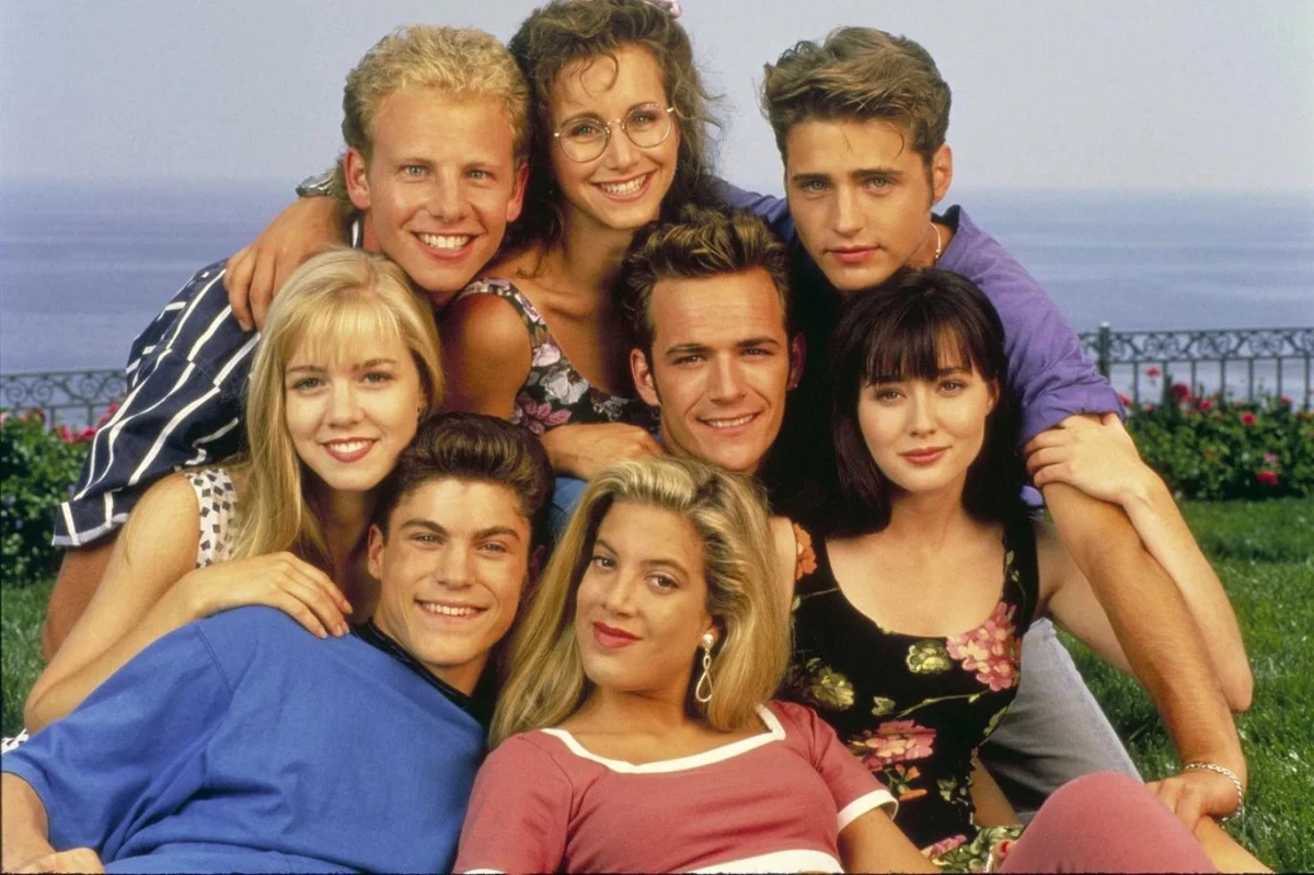 Kvíz: Jak znáte devadesátkové seriály? Přelom milénia patřil našim nejoblíbenějším hlavním hrdinům vůbec
