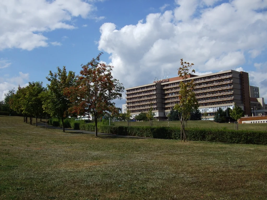 Babiš chce špičková CT centra ve všech fakultních nemocnicích. Vzor vidí ve FN Plzeň