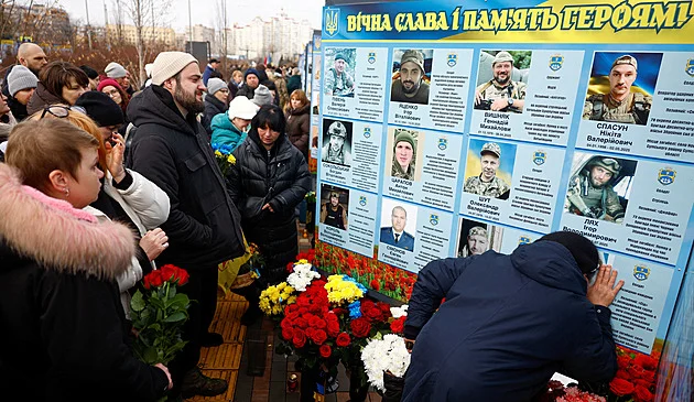 Zelenskyj poprvé ukázal svůj bunkr. Sem mu volal Biden a nabízel odvoz ze země