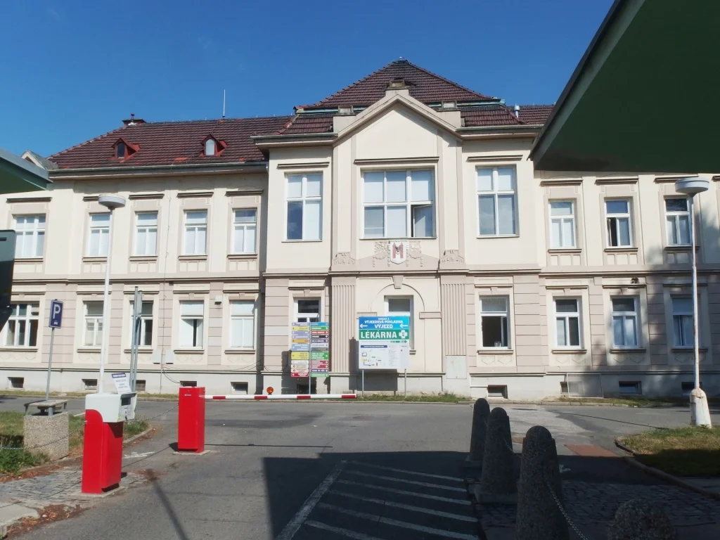 Agel přeskupil vedení tří krajských nemocnic. Přichází nová předsedkyně