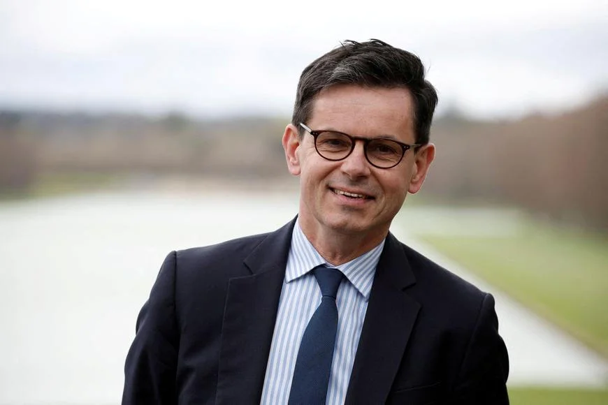 Muzeum Louvre má nového šéfa. Stal se jím ředitel zámku ve Versailles - Kultura Aktualne.cz článek na Media24.cz