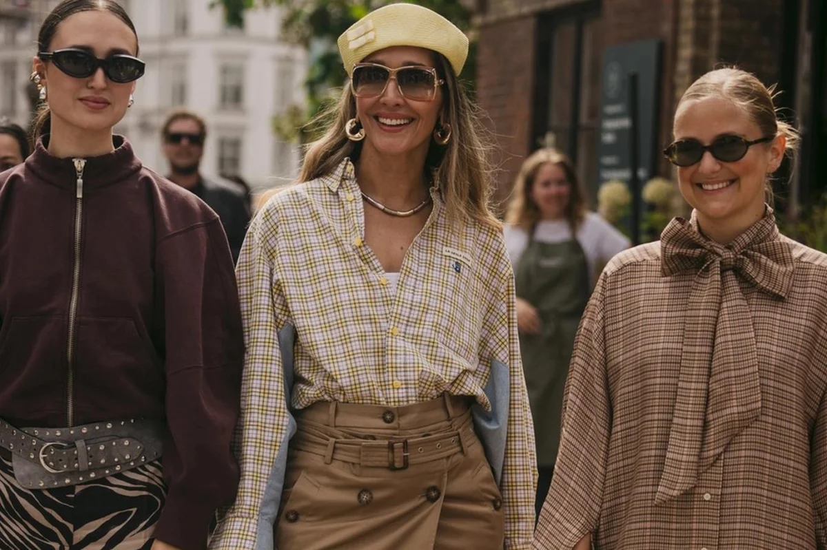 Představujeme vám „skant“ – módní hybrid roku 2026. Sukně a kalhoty v jednom je překvapivě krásný počin