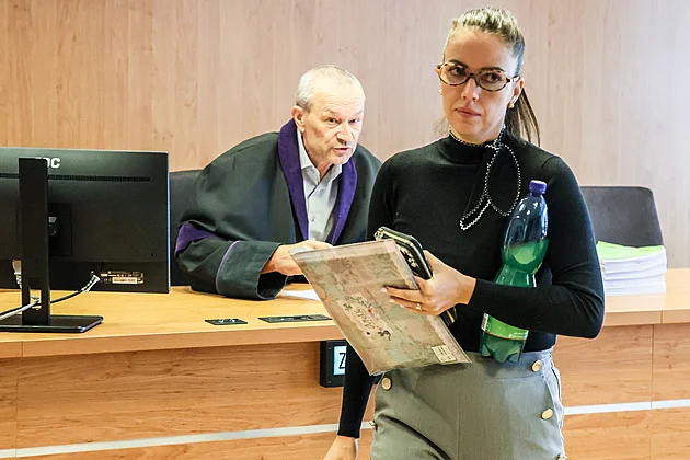 Soud rozhodne v kauze zdravotnic obžalovaných za smrt studenta při vojenském výcviku