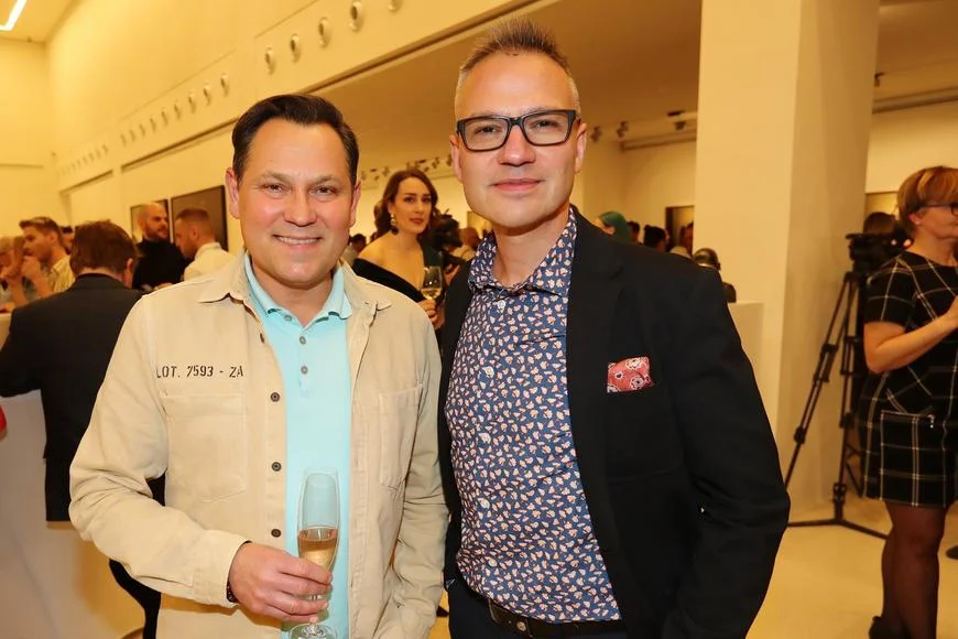 Zlomený nos a pijavice. Janis Sidovský a Pavel Vítek si na dovolené prošli peklem