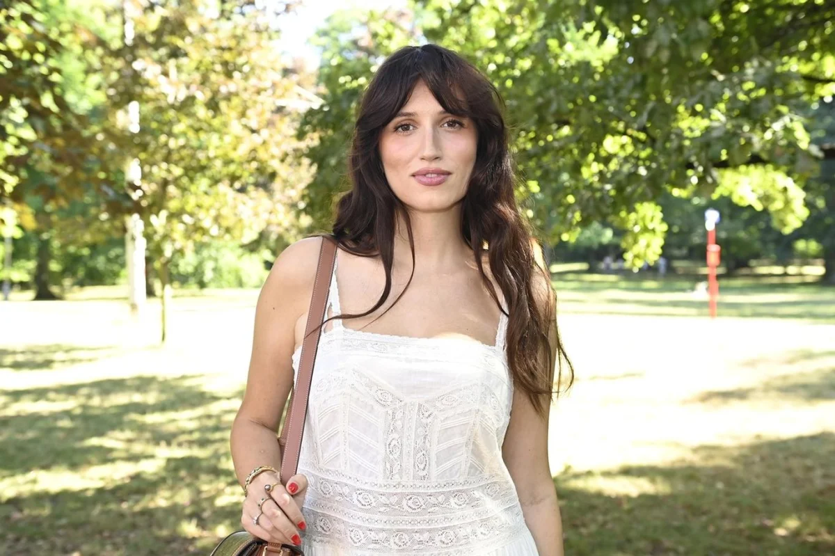 Že ženská patří do kuchyně? Ano! „Mě to neuráží, těším se, až budu vařit rodině,“ říká Elizabeth Kopecká