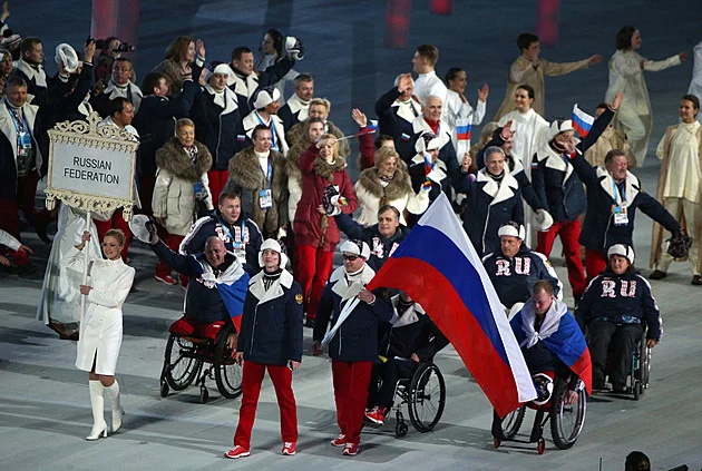 Politizujete paralympiádu, vzkazuje Rusko bojkotujícím státům. Finsko ruší přenos
