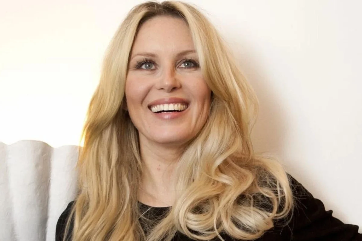 Syn Simony Krainové si přeje být vojákem, maminka je proti. Absolvoval armádní tábor, umí rozebrat zbraně