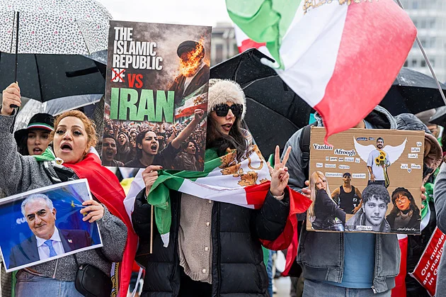 Umí USA ukončovat války? Trump riziko zná, přesto může dospět k válce s Íránem