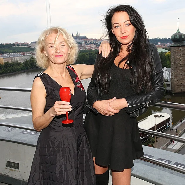 Hanychová s Žilkovou řeší pikantní téma: Agáta chtěla naučit orální sex už v 10 letech!