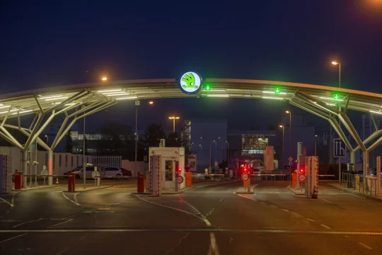 Škoda Auto otevřela v M. Boleslavi novou halu na baterie téměř za pět miliard Kč