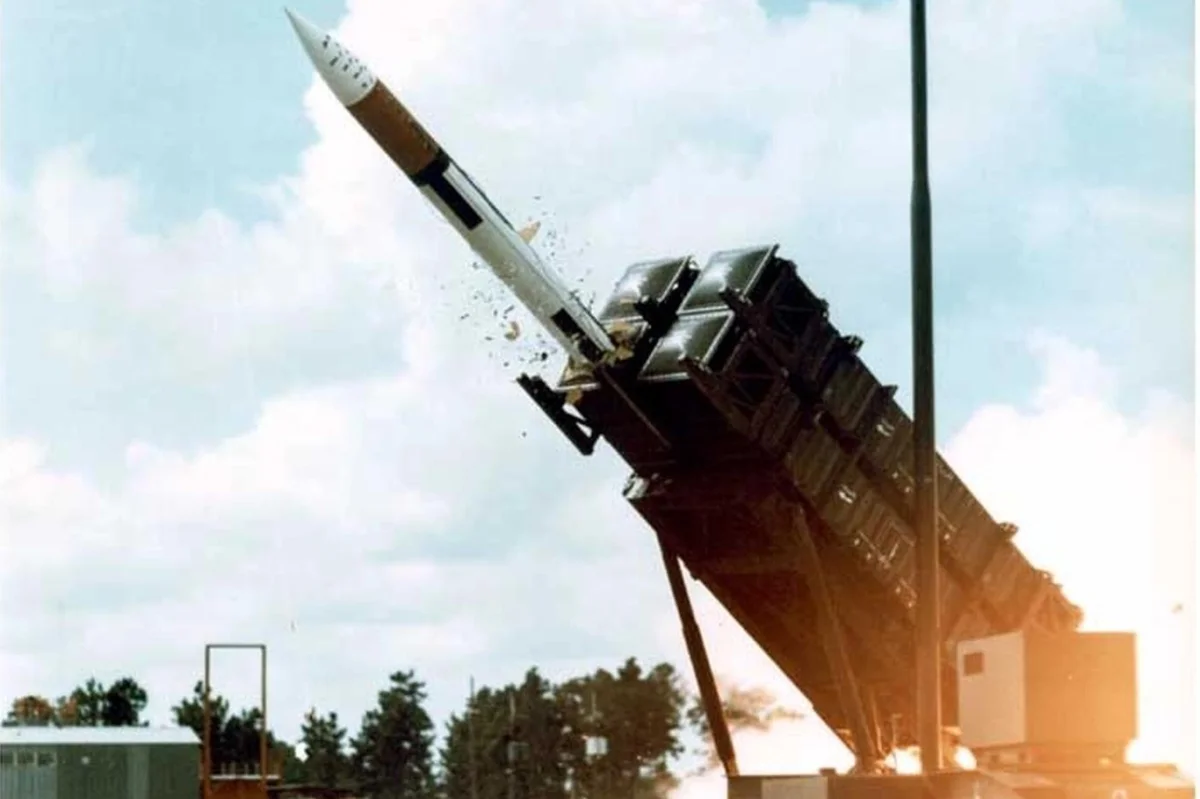 Ochrání Prahu Patriot? Česká protivzdušná ochrana stojí před zásadní volbou