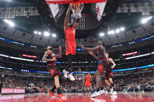 Krejčí 14 body přispěl k výhře Portlandu nad Chicagem