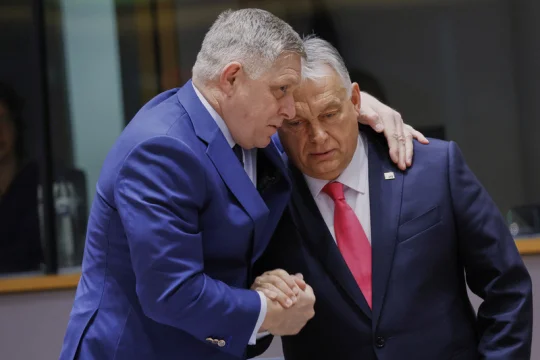 Orbán řekl, že se s Ficem dohodl na vzniku komise pro ropovod Družba