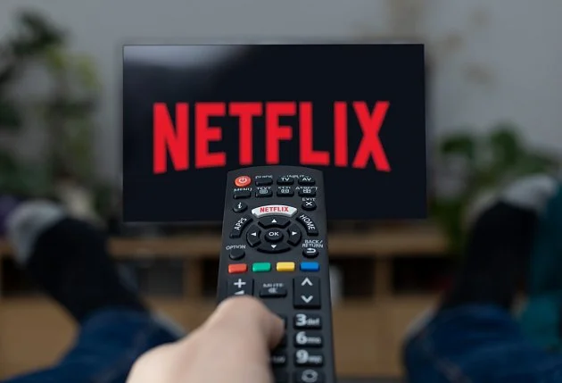 Studia a streamovací divizi Warnerů získá Paramount. Netflix ustoupil