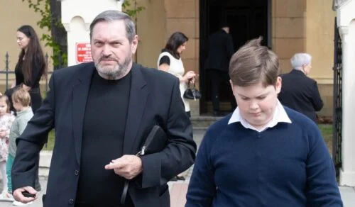 Koktovi promluvili o diagnóze syna Quentina. Od první třídy vyžaduje asistenta