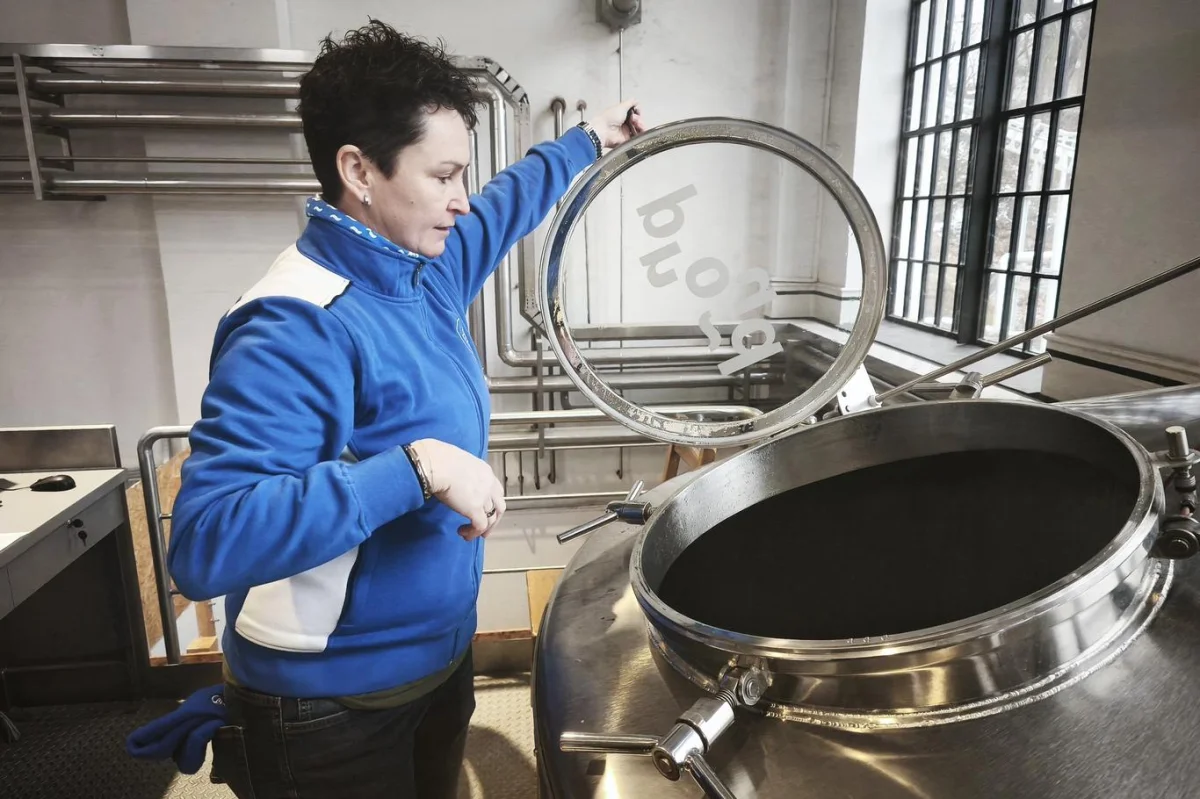 Pivařek u varen přibývá, řemeslo ale dál hledá sládky a zručné techniky