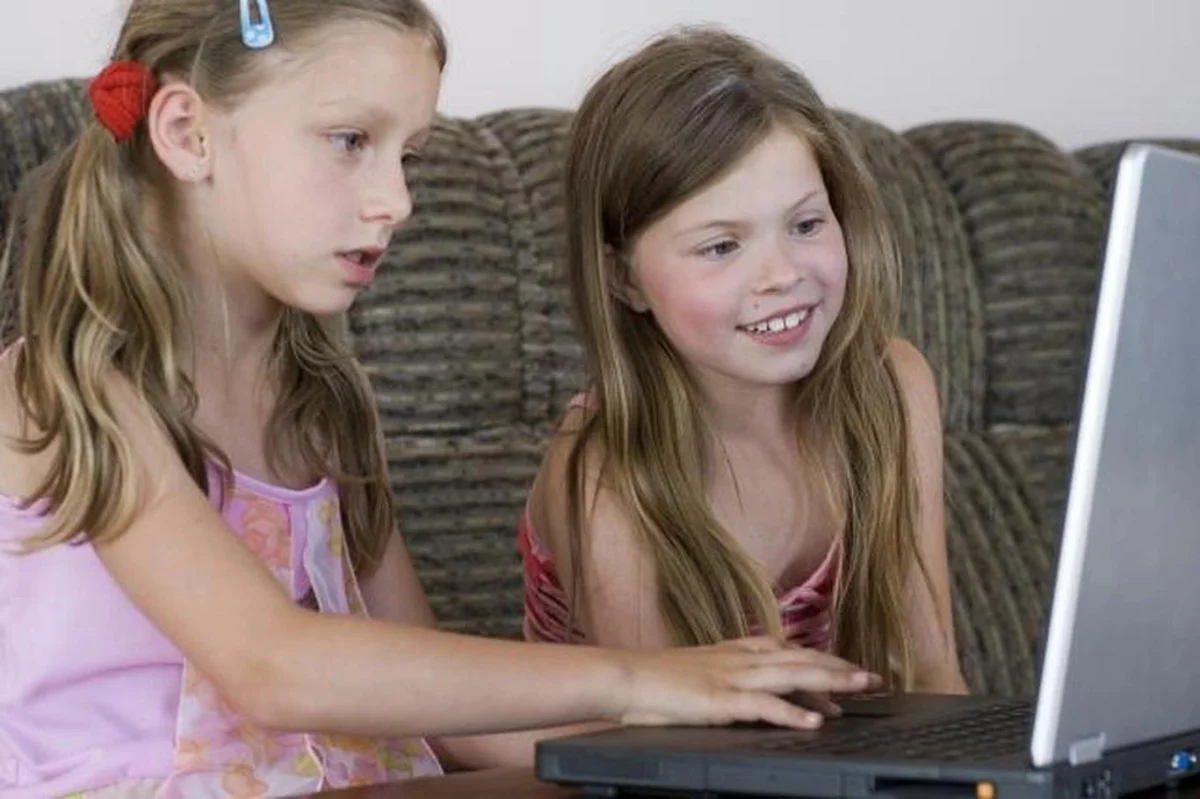 Hraje vaše dítě Roblox? Dejte si pozor, nebezpečí číhá online