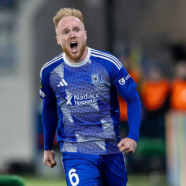 Neposlechl trenéry a radoval se z gólu. Růsek se vrátil. Zvažoval i konec kariéry