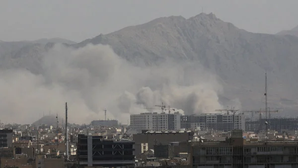 Útok na Írán: O co jde Izraeli a USA? Cílem není jen jádro, ale i námořnictvo, rakety a politici