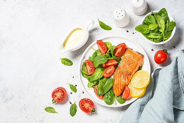 Vitamin D je sluneční zázrak. V zimě hledejte zdroje v lednici