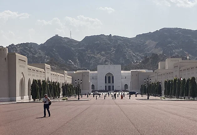 Omán se stává novou Dubají. Chystá se na dobu po ropě, sází na diplomacii a turisty