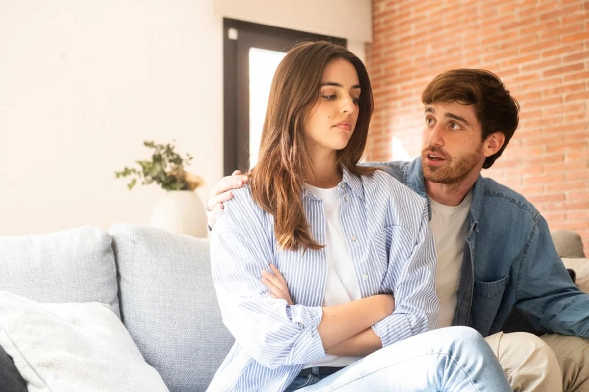 Začíná to jako sen, ale končí jako noční můra. Vztah s manipulátorem má jen jedno pozitivum - Zprávy vlasta.cz článek na Media24.cz