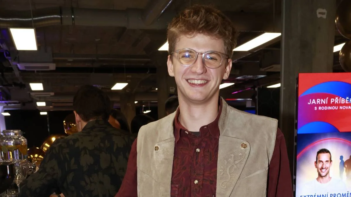 Nový Tomáš Klus v seriálu Bratři a sestry. Diváci jsou z něj nadšení