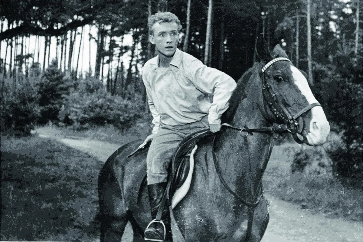 I Česko mělo svého Jamese Bonda. Tento herec se nenechával zastupovat ani v riskantních situacích